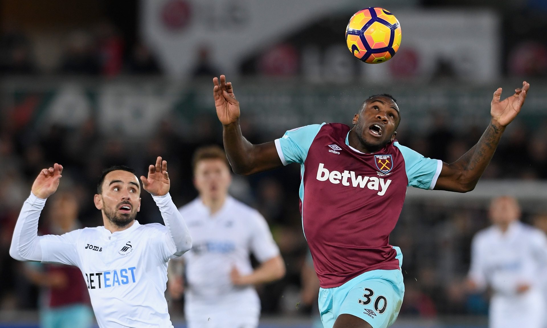 展现了多名 展现了多名