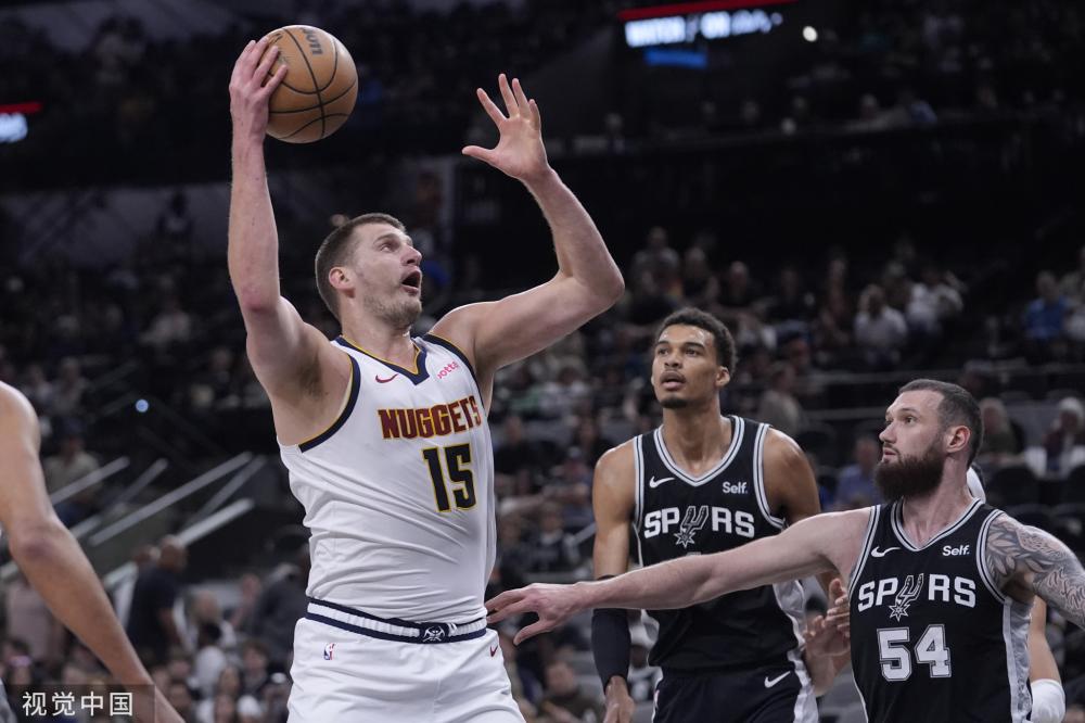 了普沙茨在 了普沙茨在